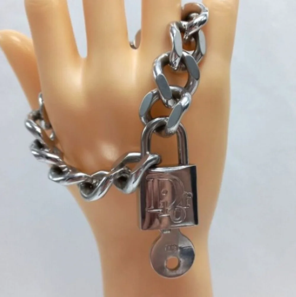 CHRISTIAN DIOR SilverTone Padlock Curb Link Chain Bracelet with 2 Keys 🎁